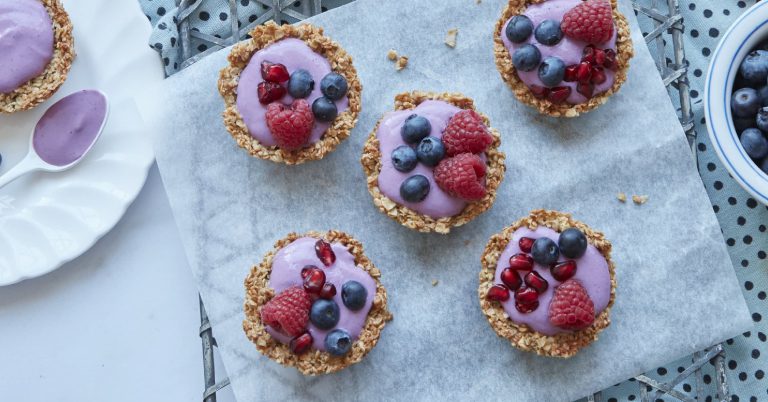 Granola Cups With Blueberry Yoghurt
