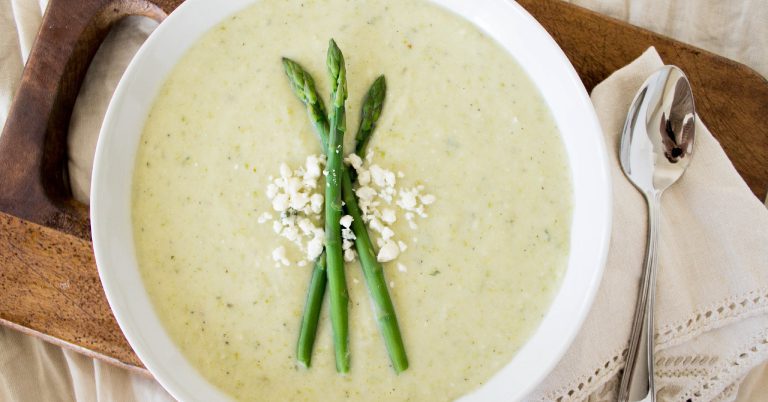Vegan Asparagus Soup with Hazelnut Parsley Topping