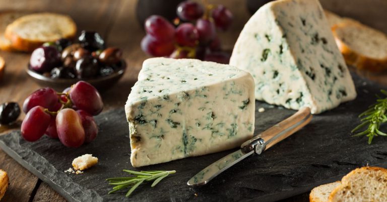 Vegan Gorgonzola (Blue Cheese)